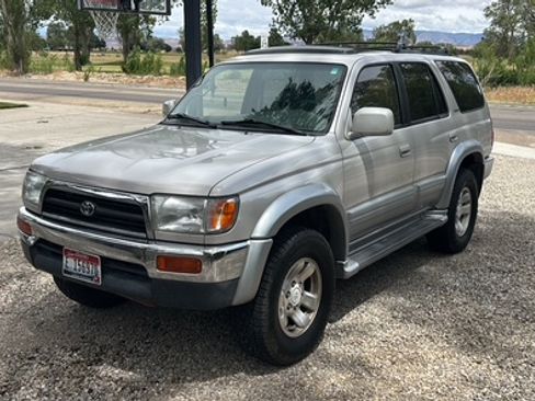 Used 1996 Toyota 4Runner Limited AWD/4WD image 5