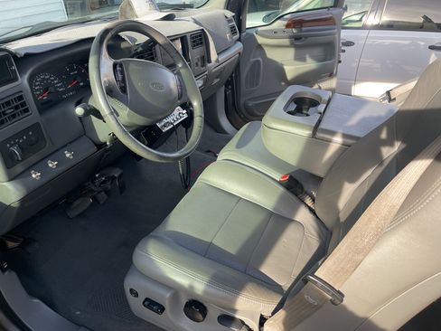 Used 2002 Ford F250 4x4 SuperCab Super Duty image 10