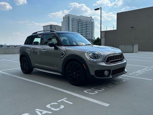 Used 2019 MINI Cooper Countryman S w/ Premium Package image 1
