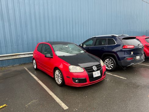 Used 2008 Volkswagen GTI 2.0T 2-Door image 2