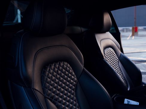 Used 2015 Audi R8 V10 image 17