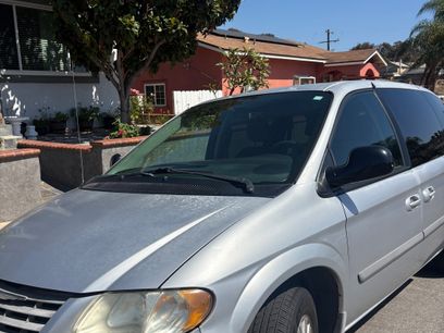 Used 2007 Chrysler Town & Country