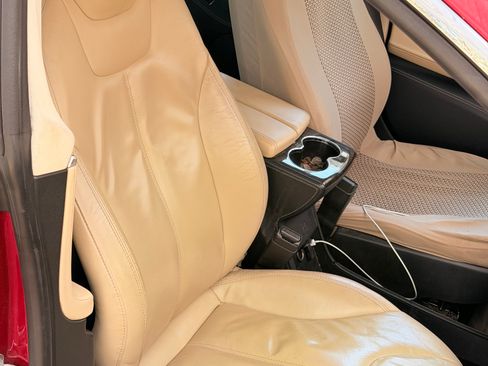 Used 2013 Tesla Model S image 10