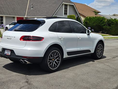 Used 2018 Porsche Macan S AWD/4WD image 4