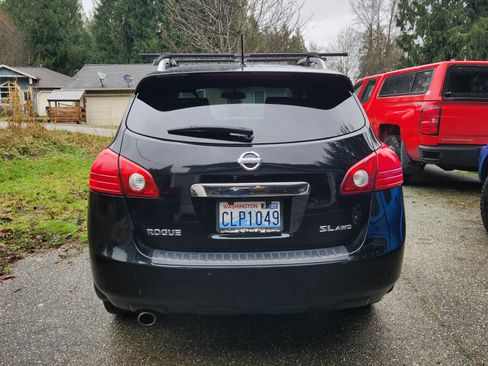 Used 2013 Nissan Rogue SL image 2