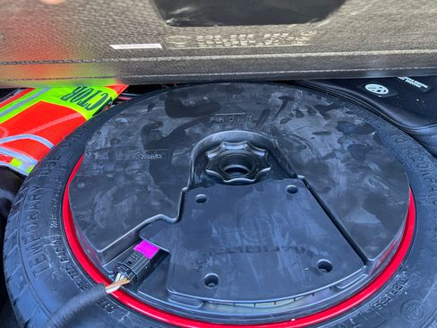 Used 2018 Volkswagen Golf 4-Door image 19