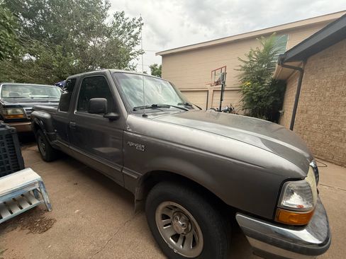 Used 1998 Ford Ranger Splash RWD image 2