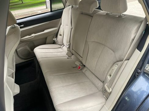 Used 2014 Subaru Outback 2.5i Premium AWD/4WD image 13