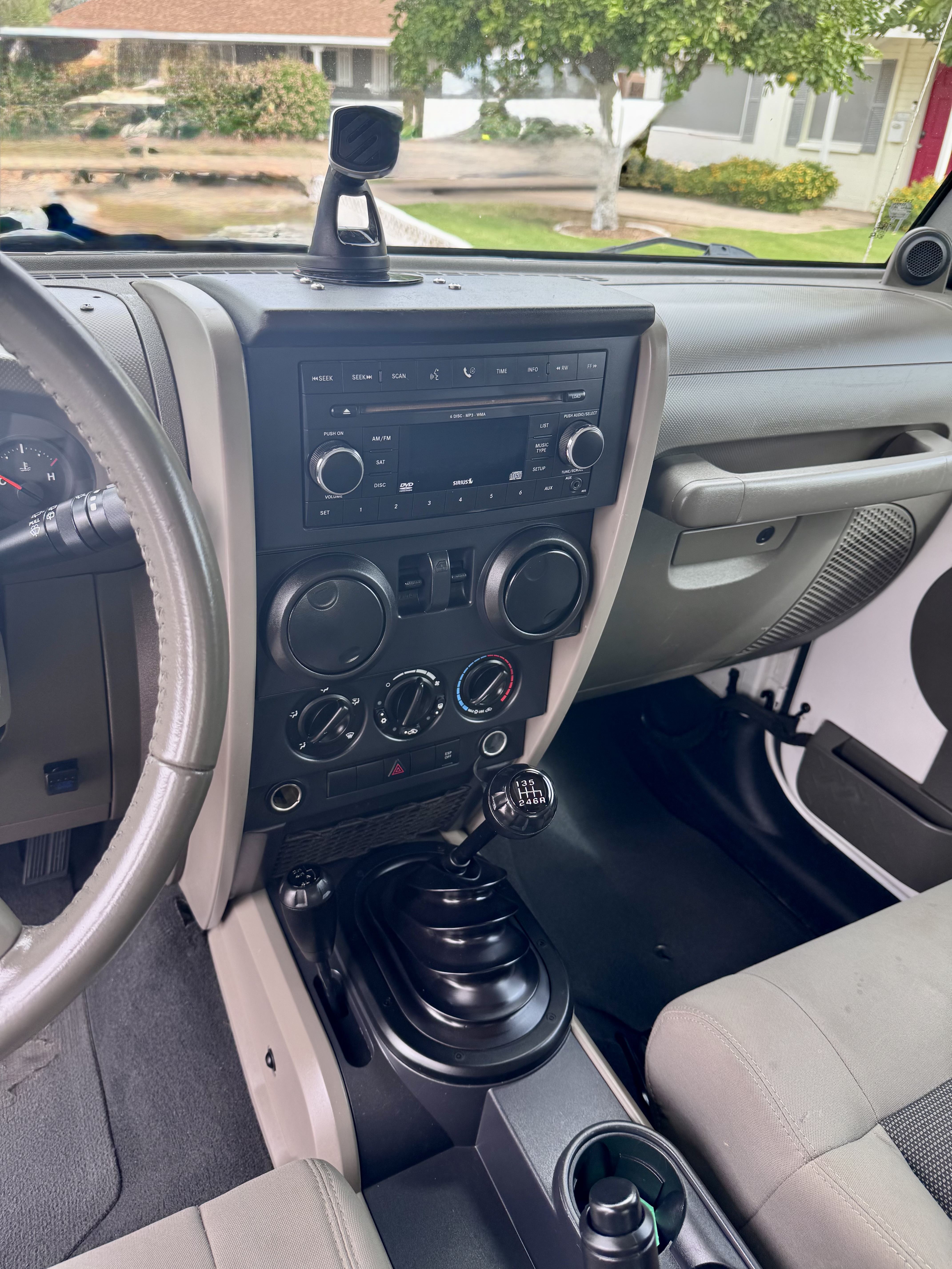 Used 2009 Jeep Wrangler X AWD/4WD image 17