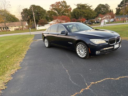 Used 2012 BMW 750Li image 13