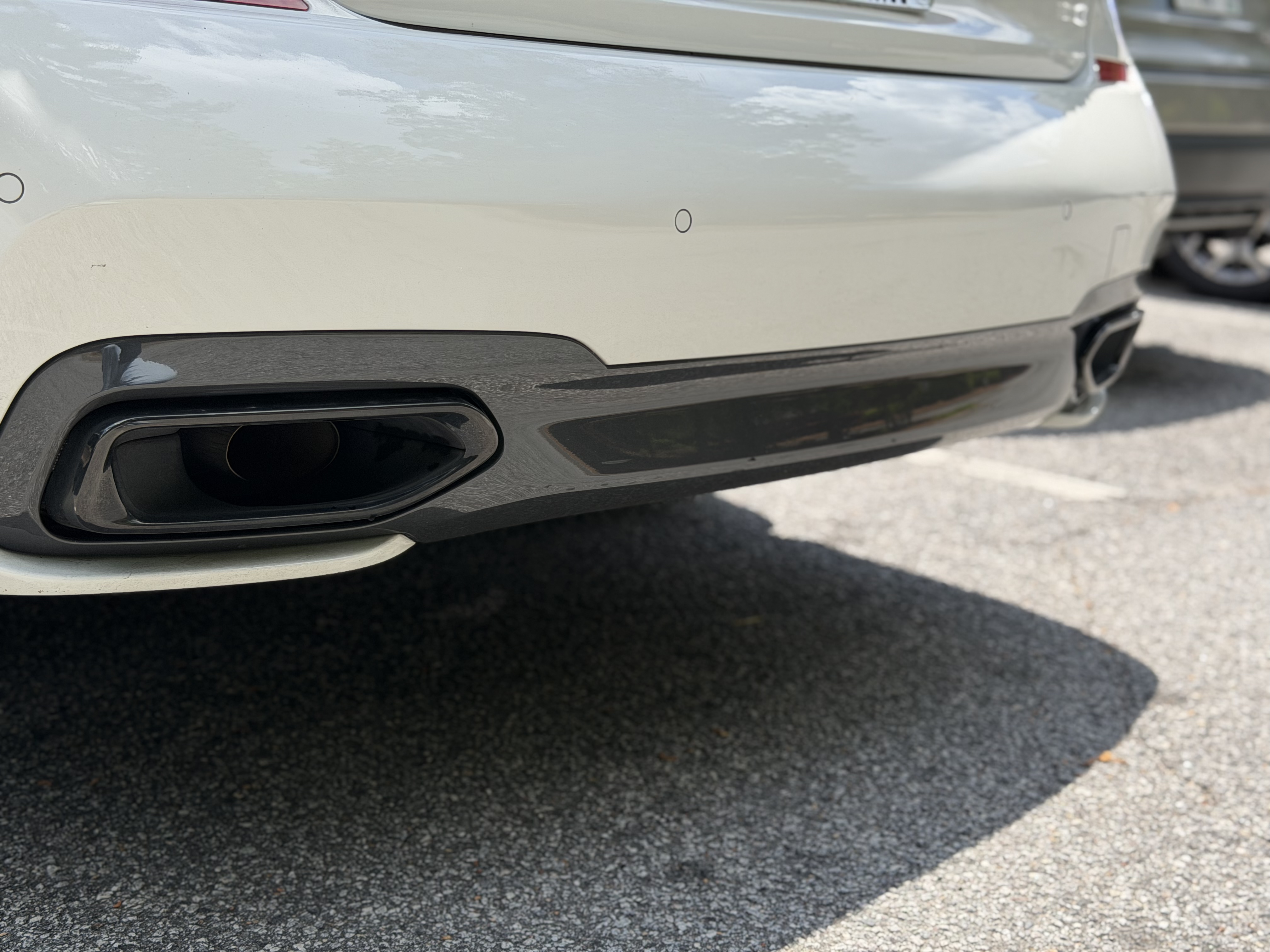 Used 2019 BMW 740i w/ Executive Package RWD image 4