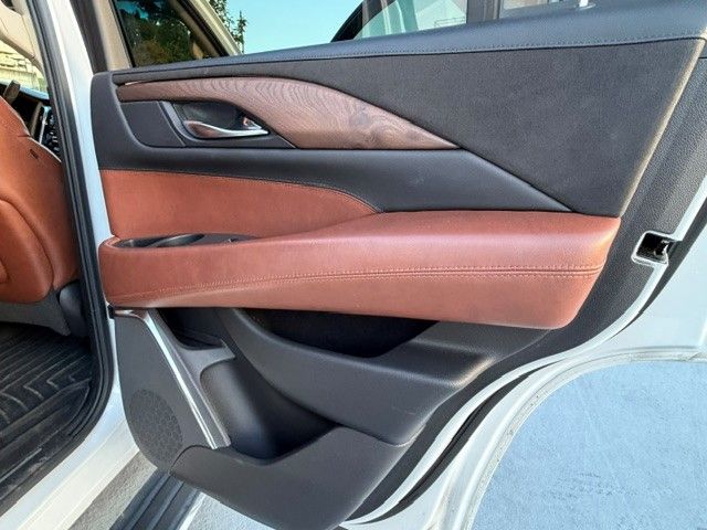 Used 2016 Cadillac Escalade Premium AWD/4WD image 20