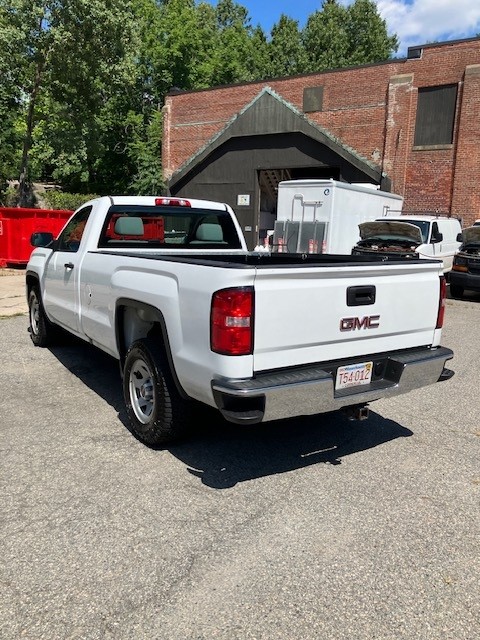 Used 2017 GMC Sierra 1500 2WD Regular Cab image 4