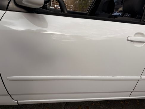 Used 2005 Toyota Corolla CE image 2