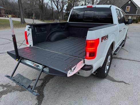 Used 2020 Ford F150 Lariat w/ Equipment Group 502A Luxury image 12