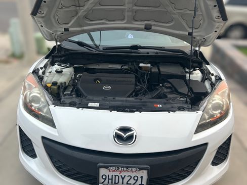 Used 2013 MAZDA MAZDA3 i SV image 6