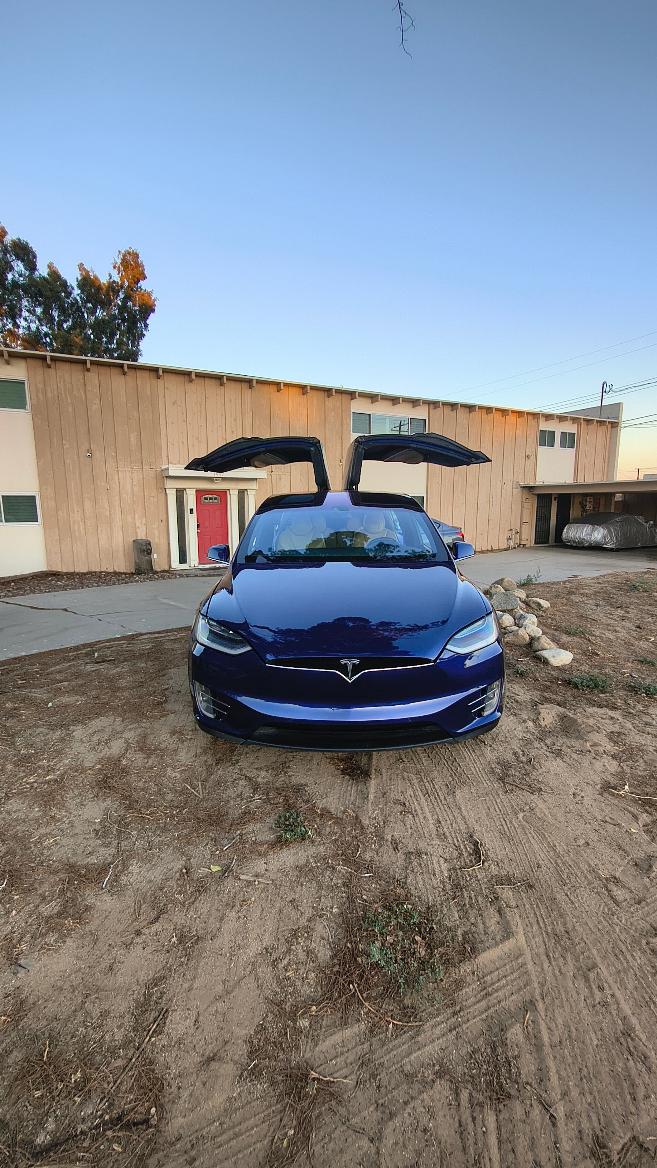 Used 2016 Tesla Model X 90D AWD/4WD image 9