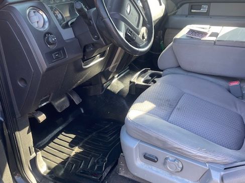 Used 2013 Ford F150 XLT w/ Luxury Equipment Group image 9