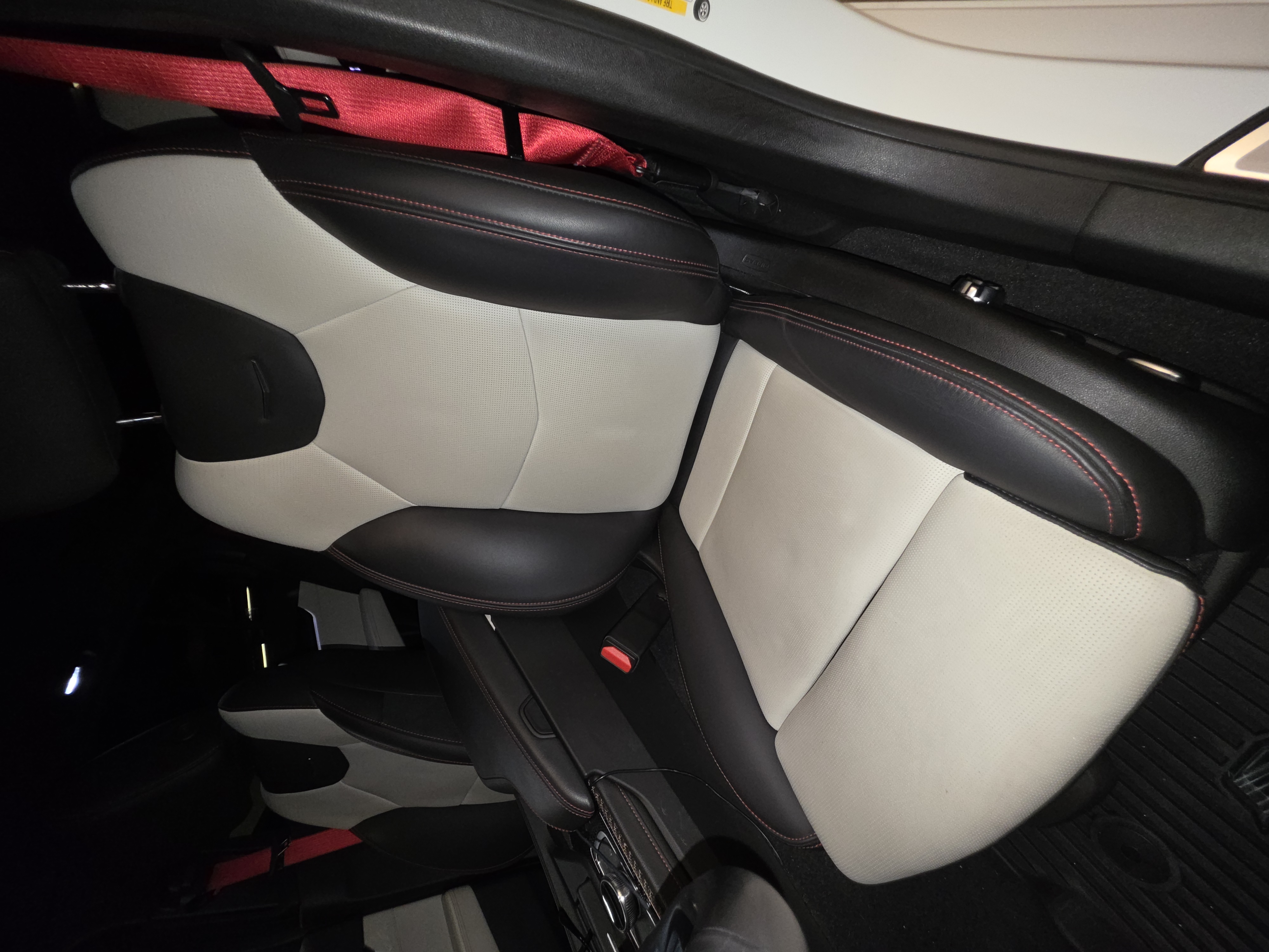 Used 2024 Cadillac CT5 V w/ Premium Package RWD image 27