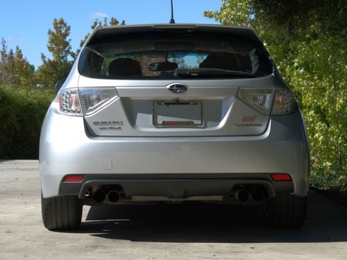 Used 2010 Subaru Impreza WRX STI image 5