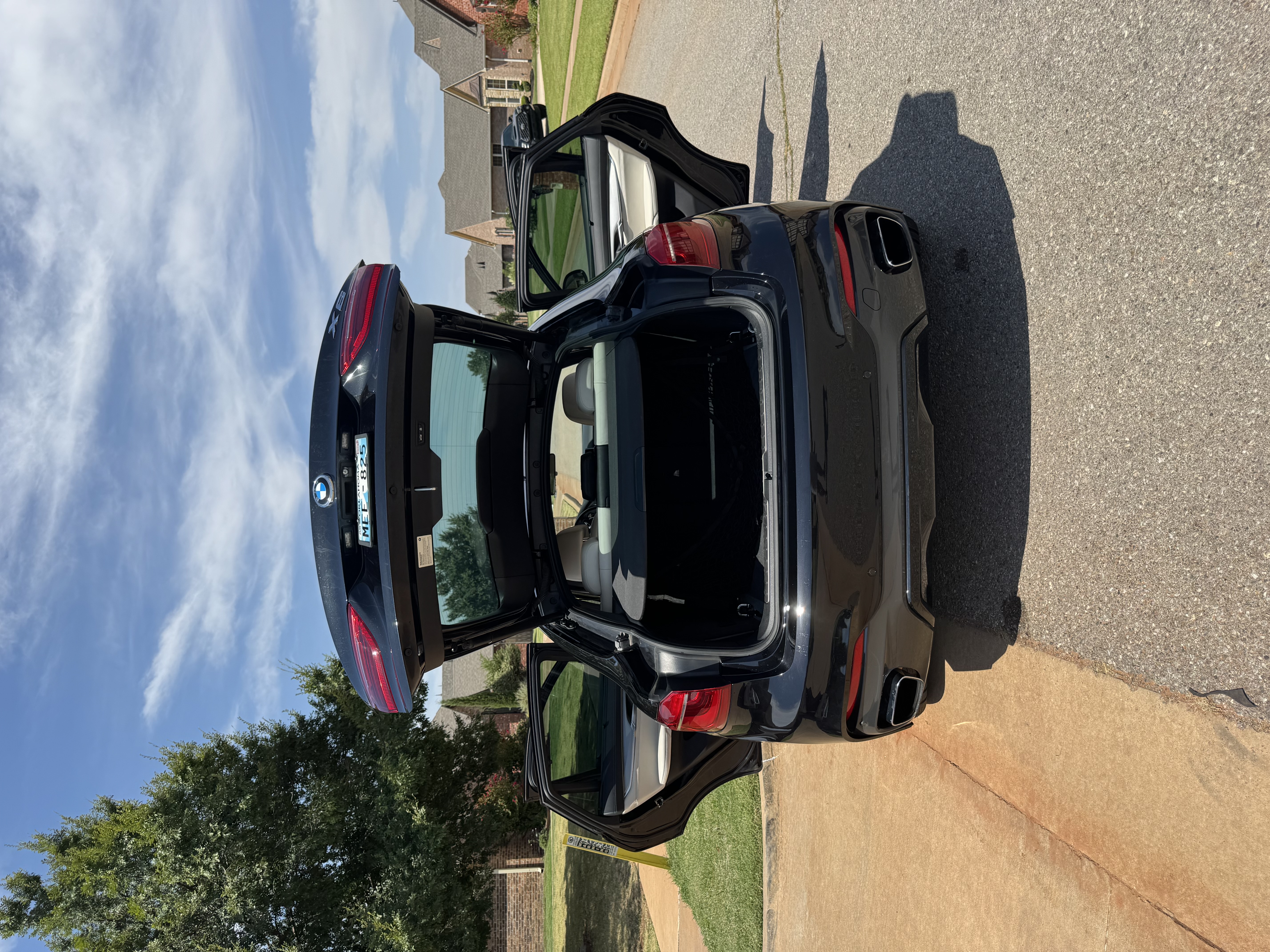 Used 2018 BMW X6 xDrive50i AWD/4WD image 2