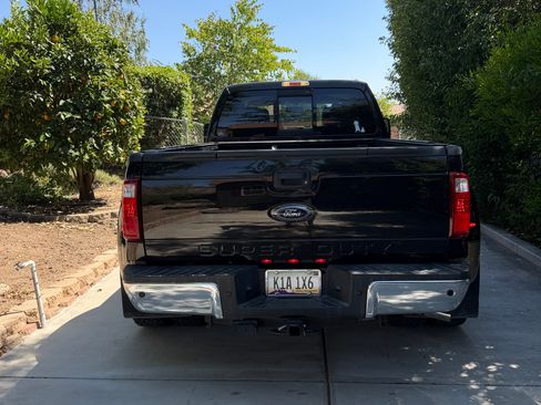 Used 2014 Ford F350 Lariat w/ Lariat Ultimate Package AWD/4WD image 13