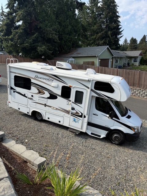 Used 2014 Mercedes-Benz Sprinter 3500 image 18