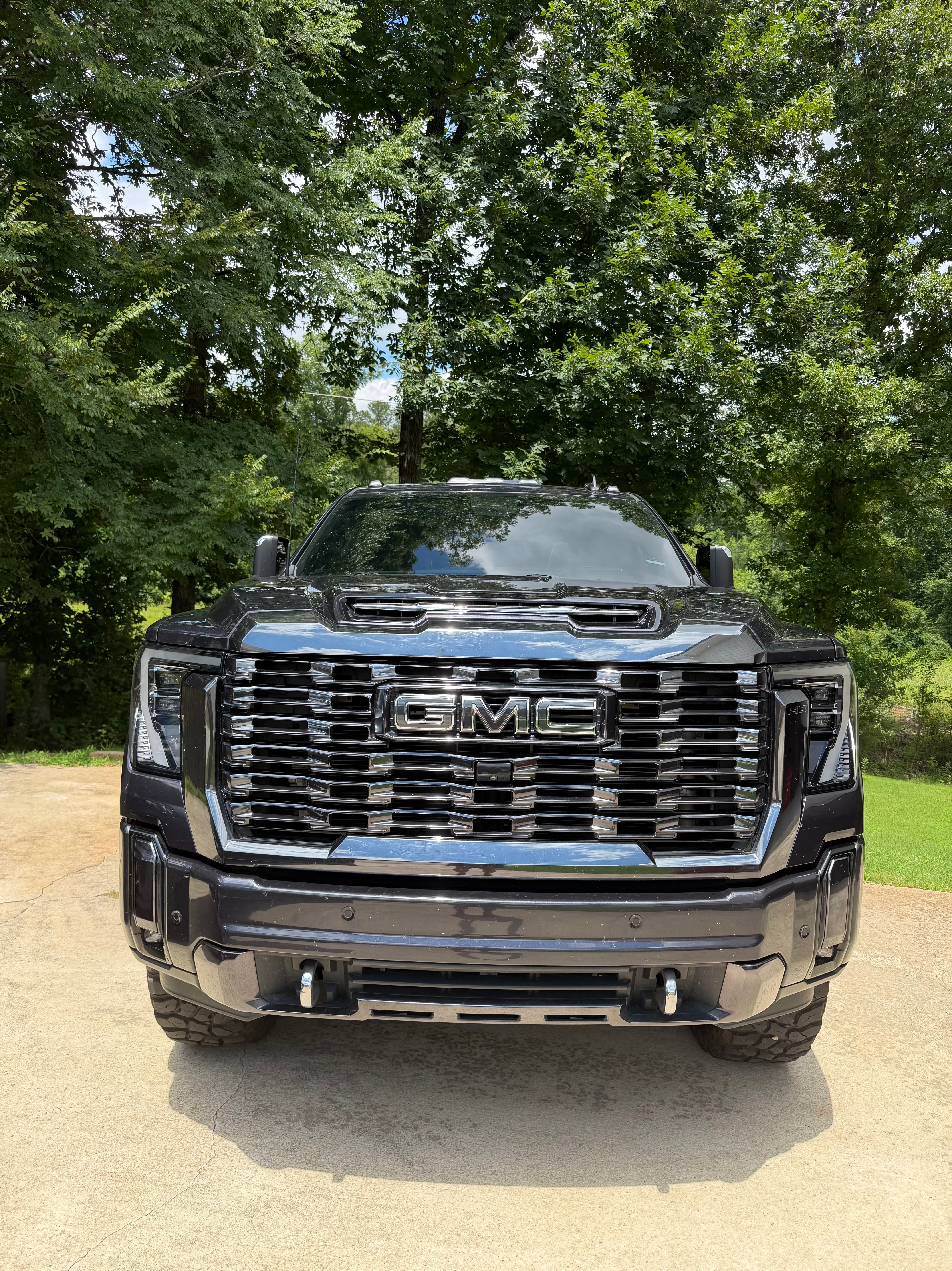 Used 2024 GMC Sierra 2500 Denali Ultimate AWD/4WD image 17
