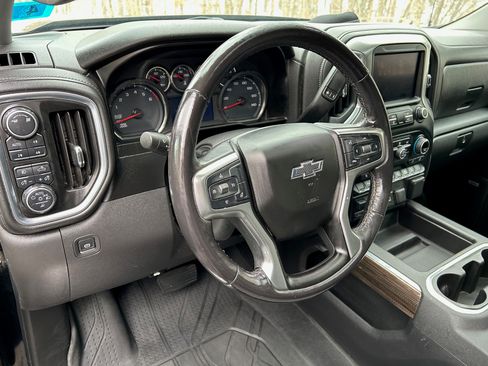 Used 2019 Chevrolet Silverado 1500 LT Trail Boss image 19