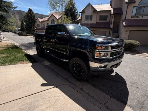 Used 2014 Chevrolet Silverado 1500 LTZ Z71 w/ LTZ Plus Package AWD/4WD image 4