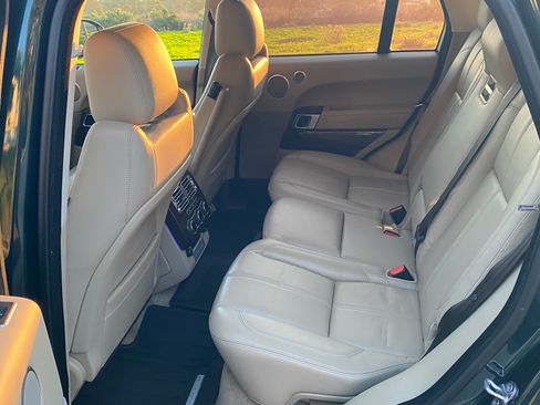 Used 2017 Land Rover Range Rover image 5