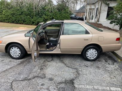 Used 1999 Toyota Camry LE