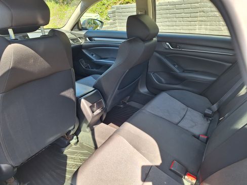 Used 2018 Honda Accord LX image 14