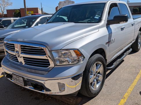 Used 2016 RAM 1500 Lone Star image 1