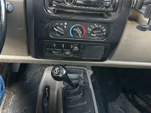 Used 2003 Jeep Wrangler Rubicon image 6