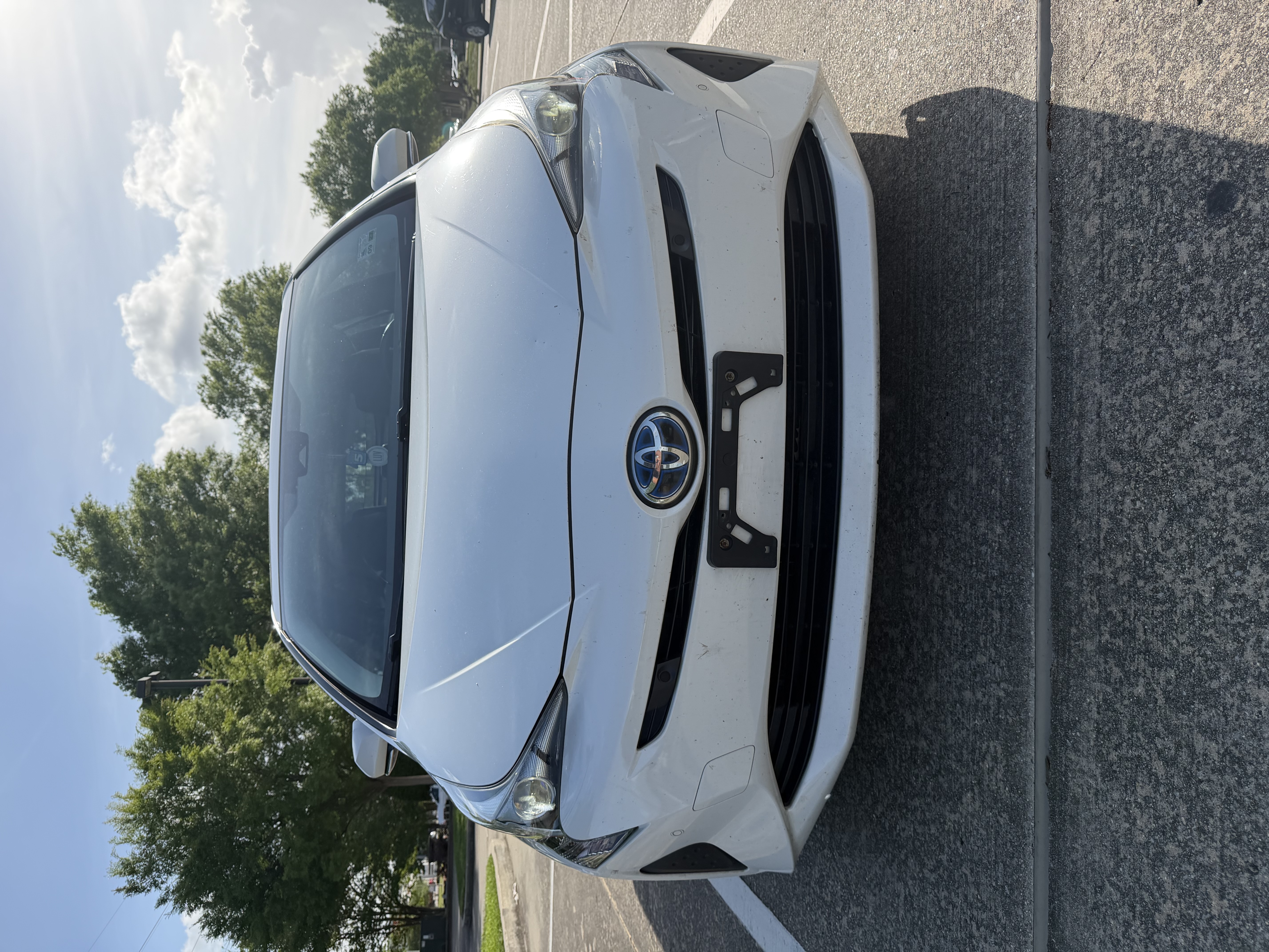 Used 2017 Toyota Prius Four w/ Advanced Technology Package FWD image 8