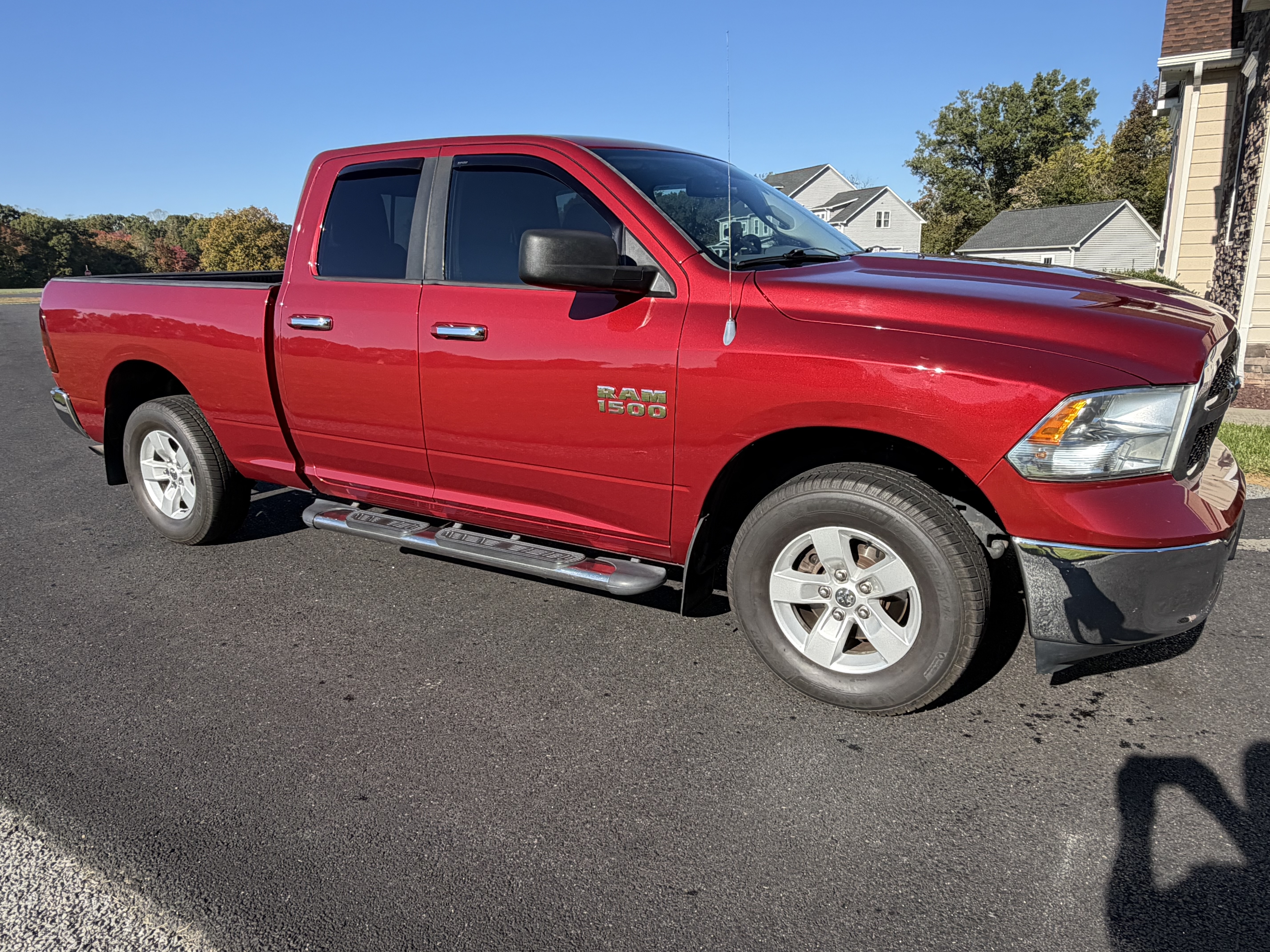 Used 2013 RAM 1500 Classic SLT w/ Premium Display Pkg AWD/4WD image 9