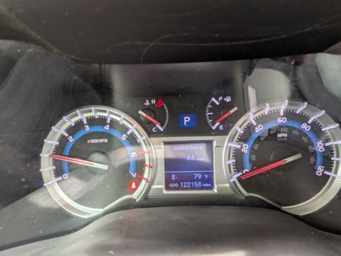 Used 2015 Toyota 4Runner Limited AWD/4WD image 14