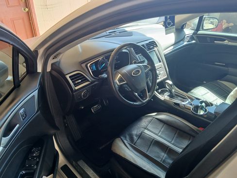 Used 2016 Ford Fusion Titanium image 5