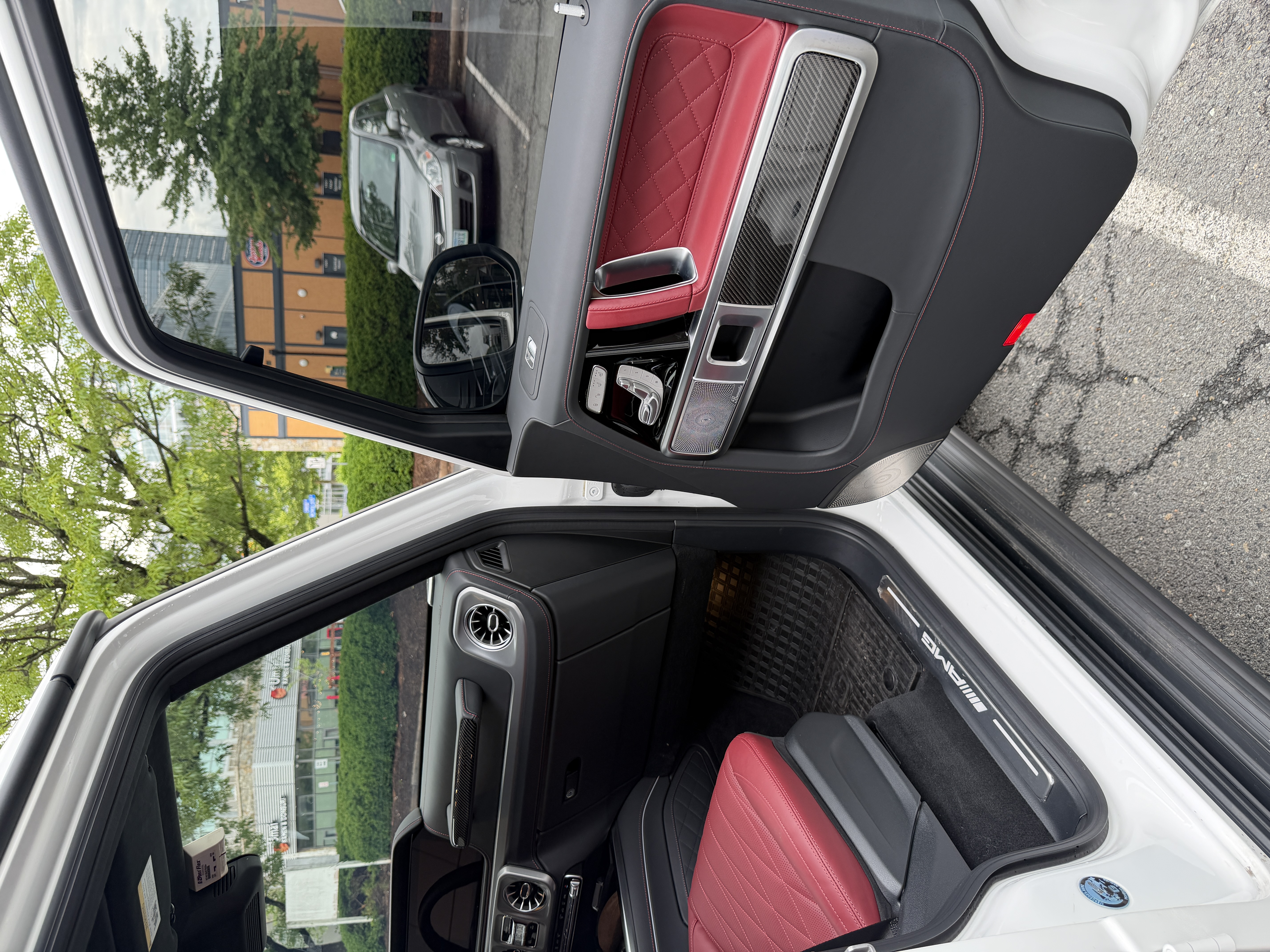 Used 2025 Mercedes-Benz G 63 AMG 4MATIC image 16