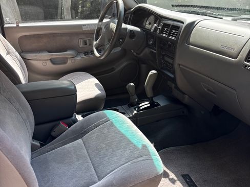 Used 2001 Toyota Tacoma 4x4 Double Cab image 15