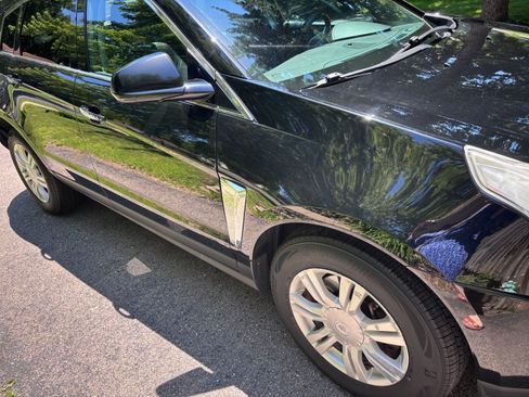 Used 2016 Cadillac SRX Luxury w/ Driver Awareness Package AWD/4WD image 6
