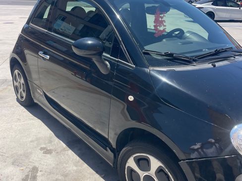 Used 2016 FIAT 500 e FWD image 4