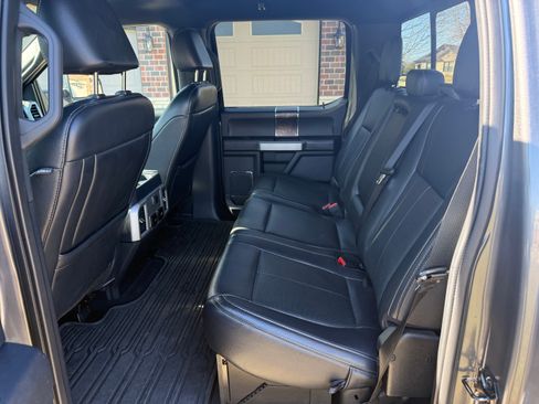 Used 2022 Ford F250 Lariat w/ Chrome Package image 14