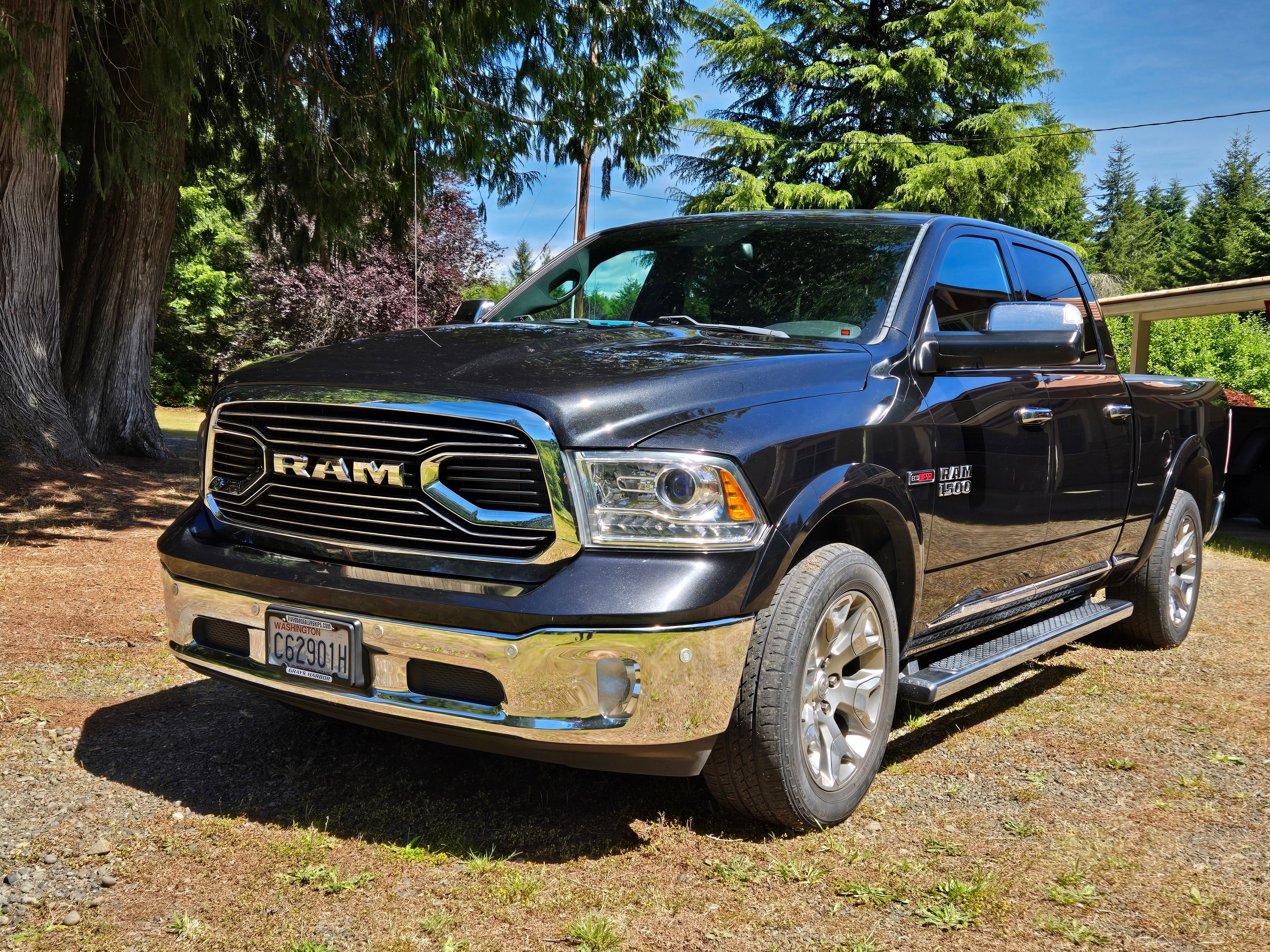 Used 2016 RAM 1500 Limited AWD/4WD image 1