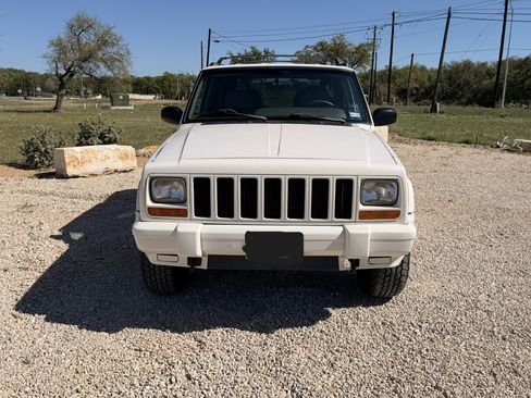 Used 1998 Jeep Cherokee 4WD 4-Door image 11
