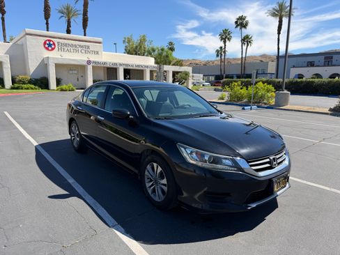 Used 2014 Honda Accord LX image 2