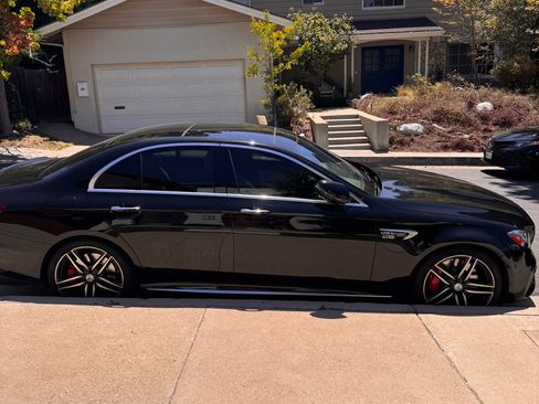 Used 2019 Mercedes-Benz E 63 AMG S image 6