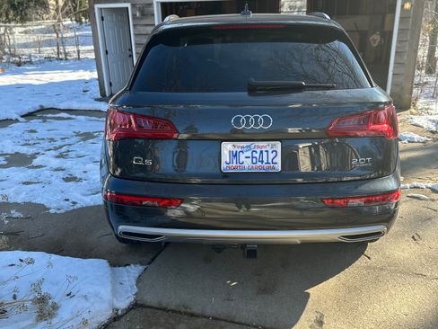 Used 2018 Audi Q5 2.0T Premium Plus w/ Premium Plus Package image 1