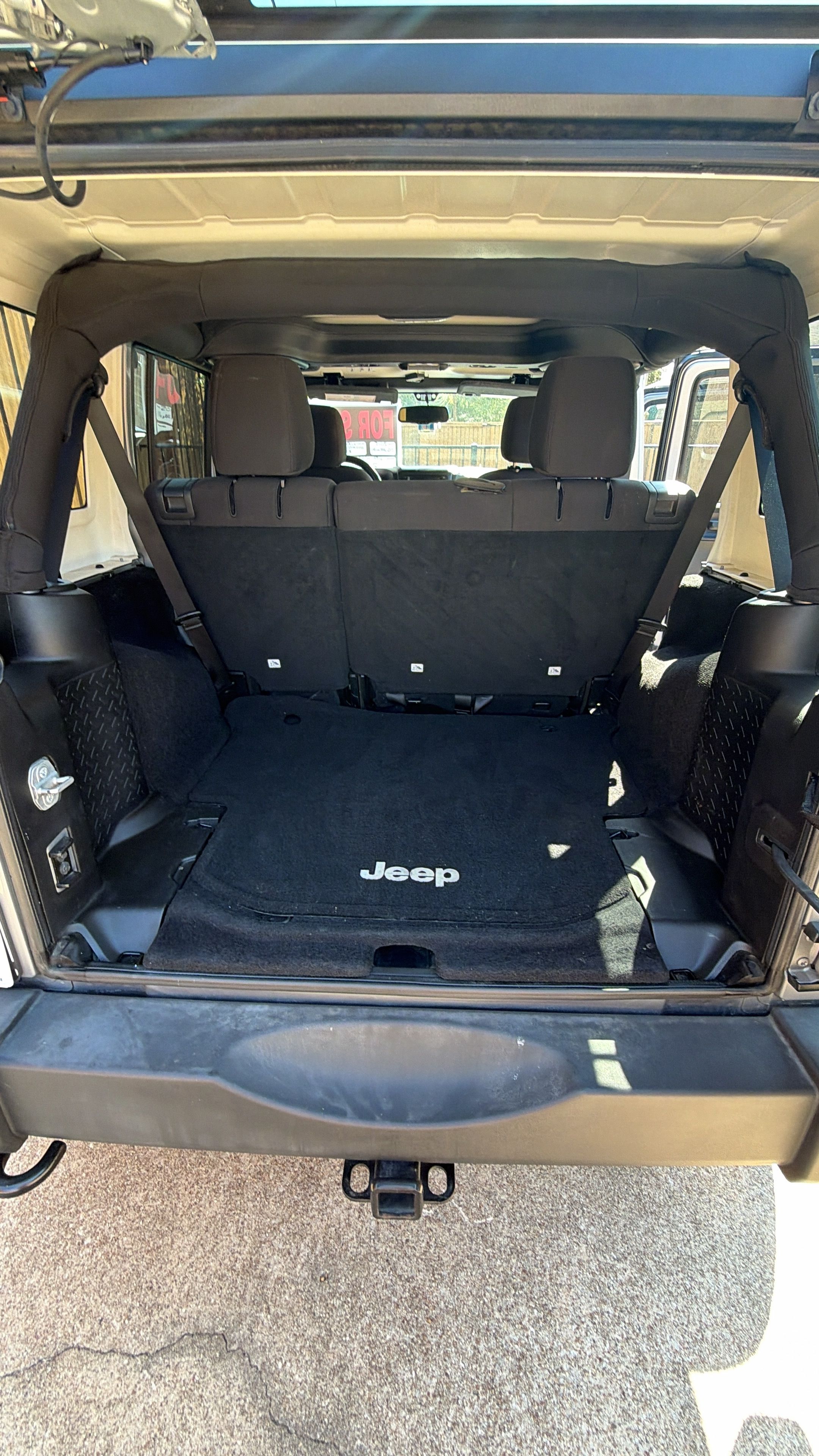 Used 2015 Jeep Wrangler Unlimited Sport w/ Quick Order Package 24S AWD/4WD image 16
